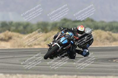 media/Oct-13-2025-Moto Forza (Mon) [[a66d839500]]/2-A Group/Session 3 (Turn 16)/